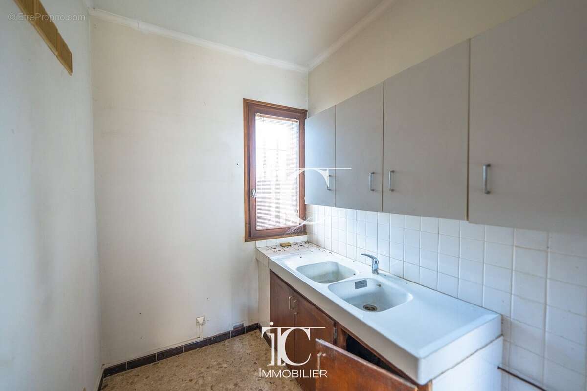 Maison à GROSPIERRES