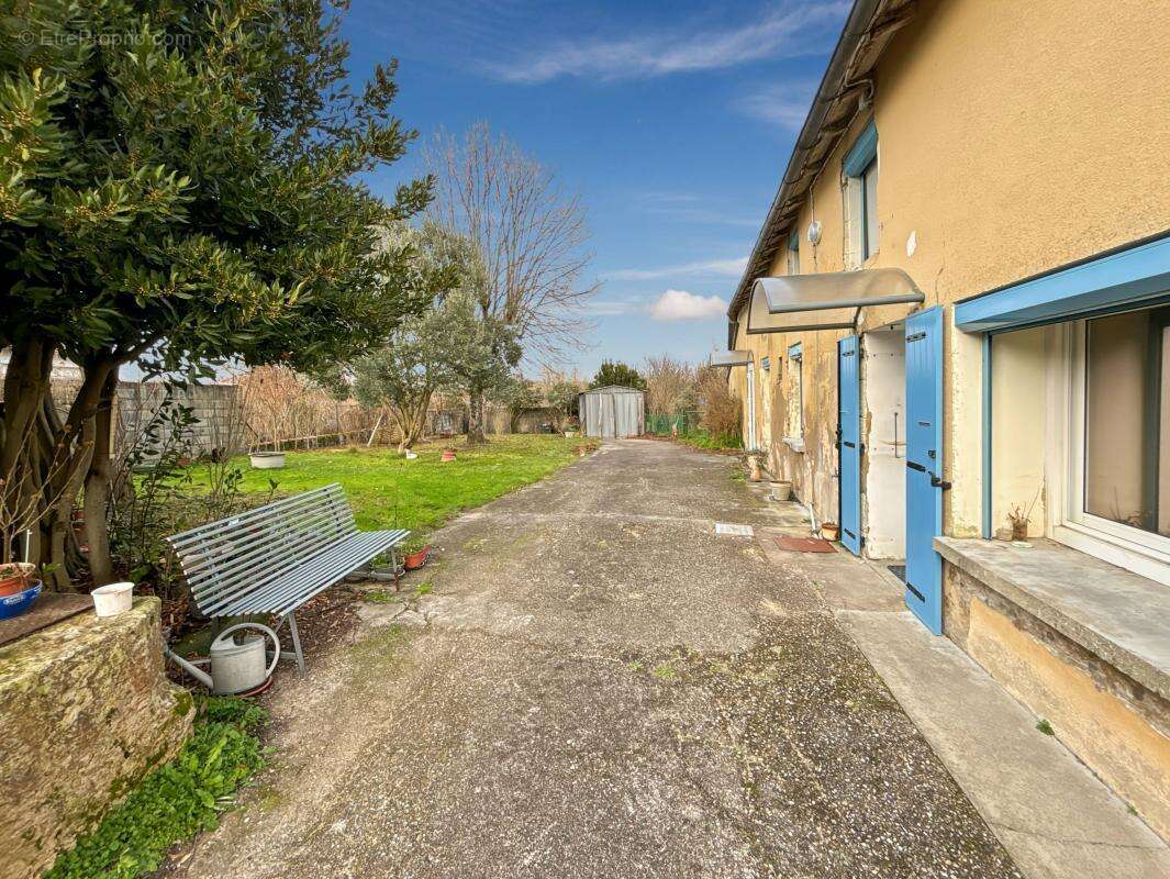 Maison à SAINTE-RAMEE