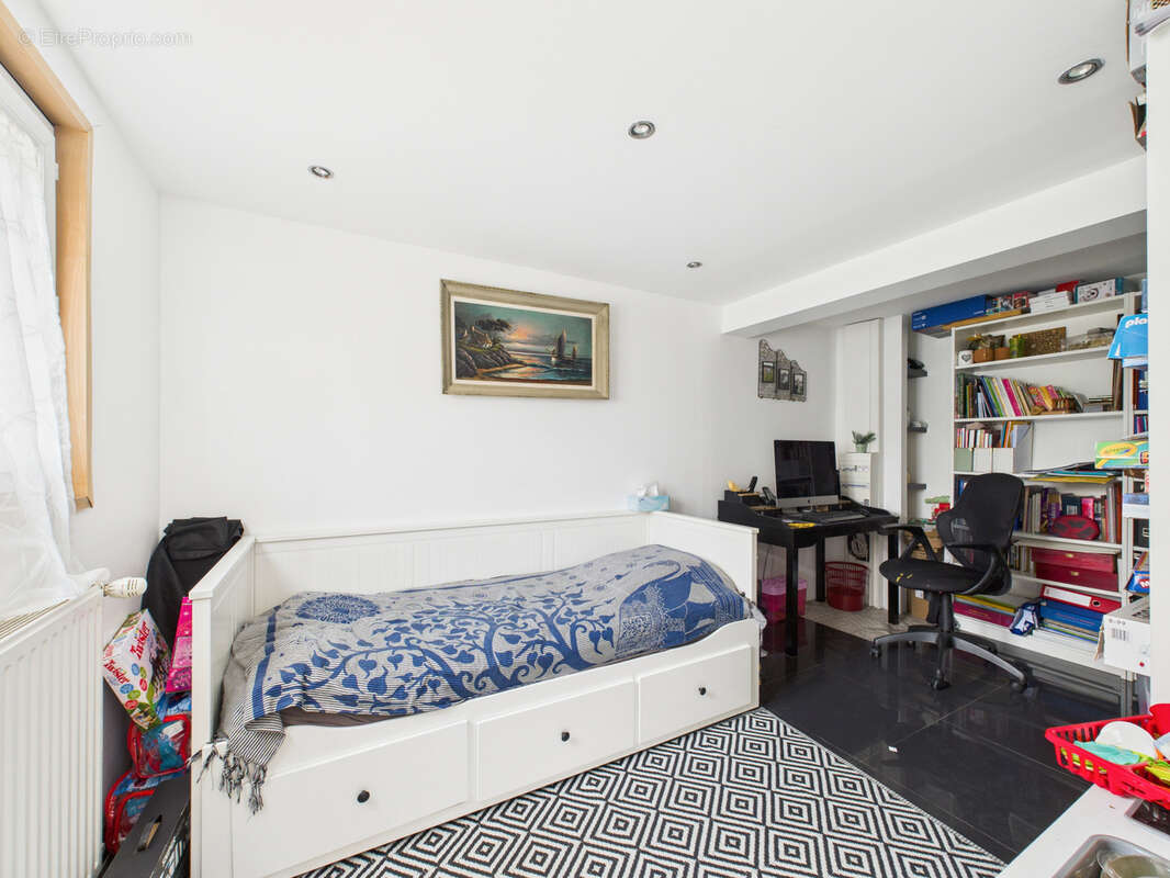 Maison à SARTROUVILLE