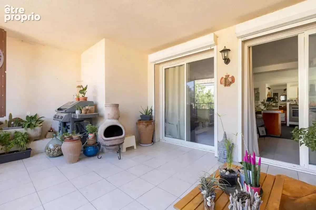Appartement T3 de 82 m² à Villelaure - photo 2