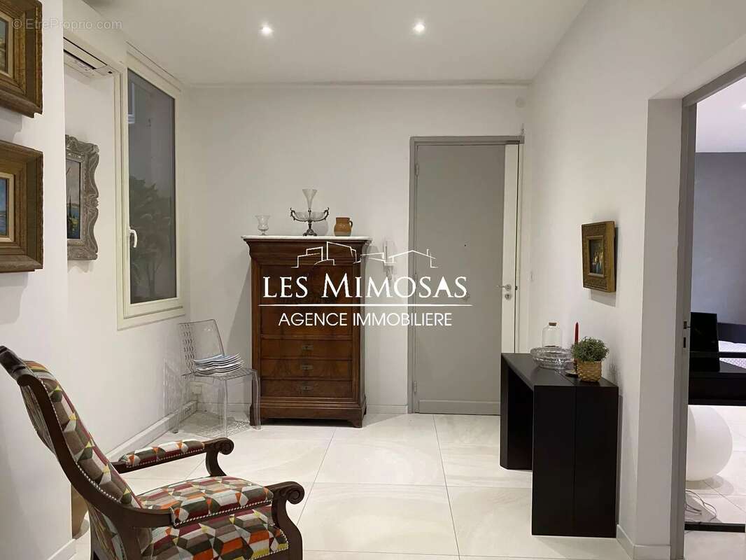 Appartement à SAINT-RAPHAEL