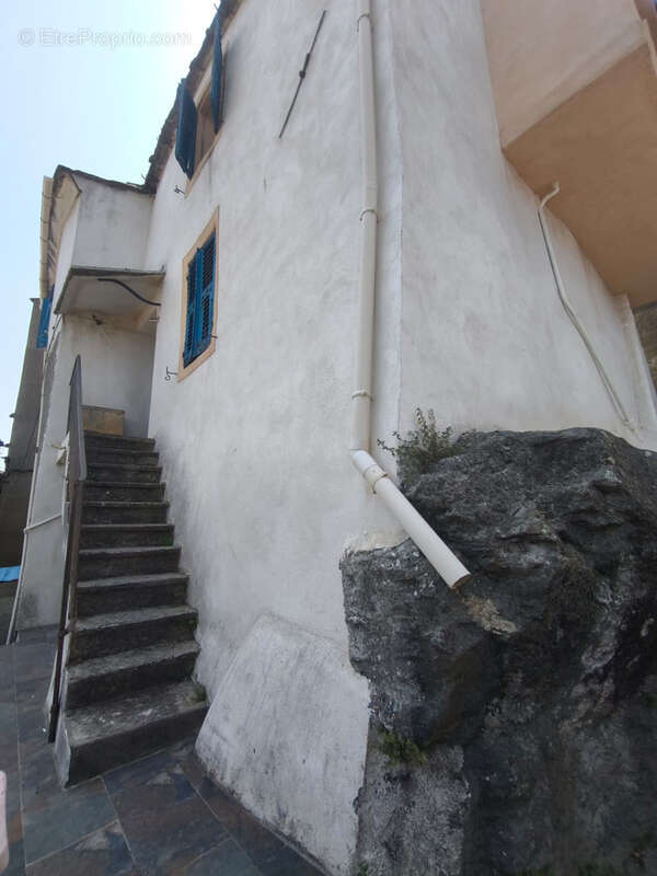 Maison de village - Studio T5 Cervione - photo 10