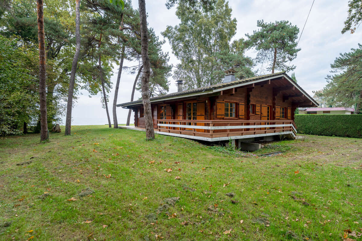 Maison à SCIEZ