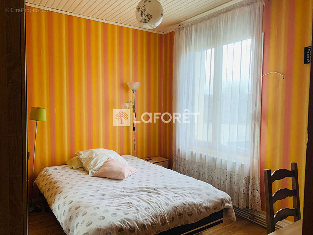 Maison à SAINT-QUENTIN