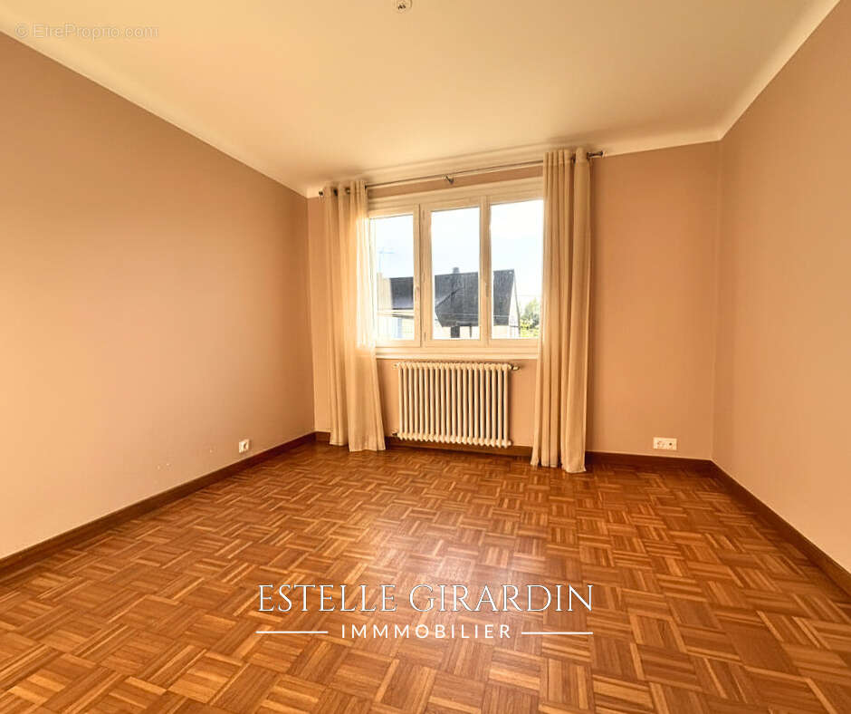 Maison familiale 152 m² avec jardin au calme - Nantes - Parc de la Gaudinière - photo 11