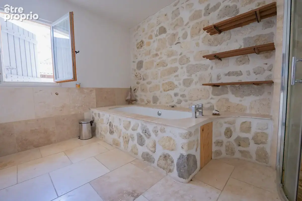 Maison de village en pierre avec gîte - photo 13