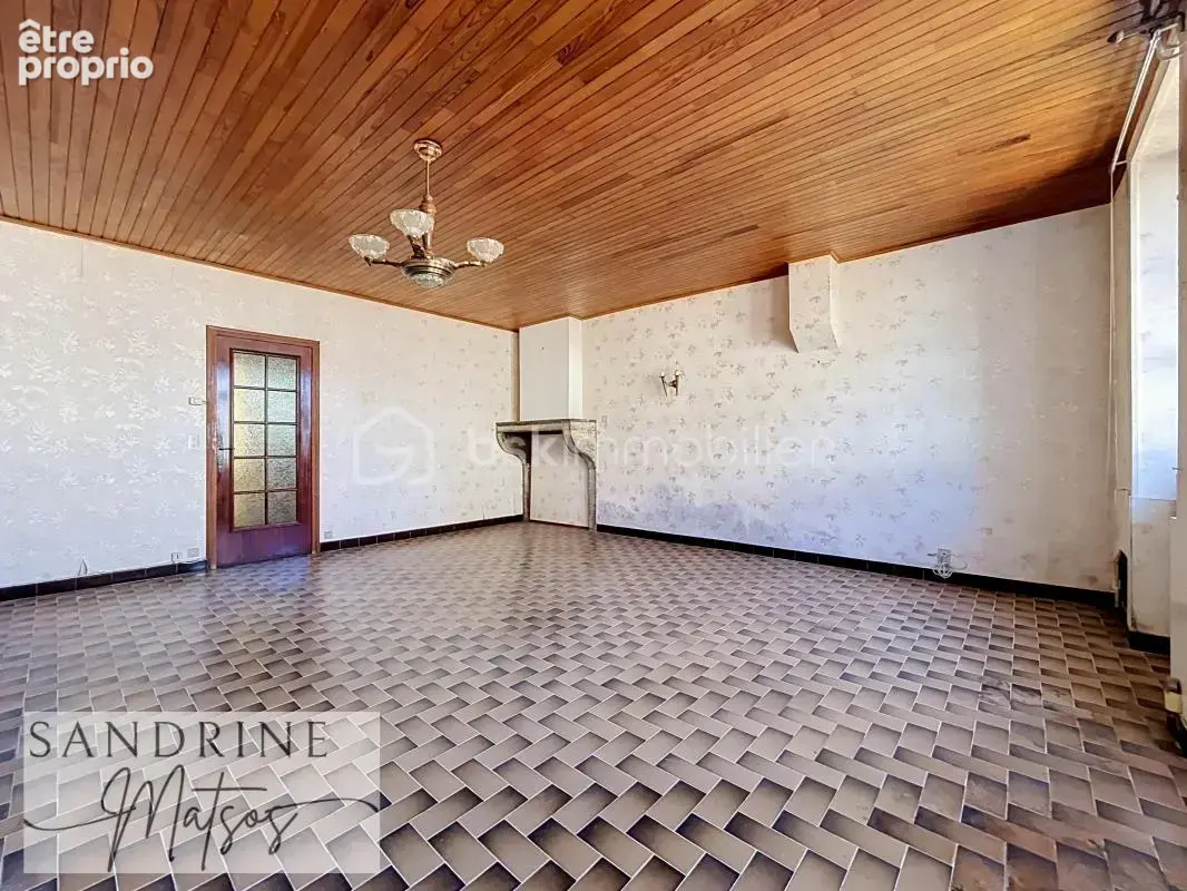 Maison en pierre pleine de charme et de potentiel - photo 6