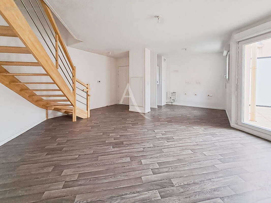 Appartement à SAINT-GERMAIN-LES-ARPAJON