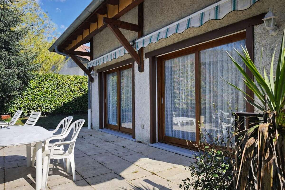 Maison 123 m² à Saint-Jean-De-Gonville  - photo 5