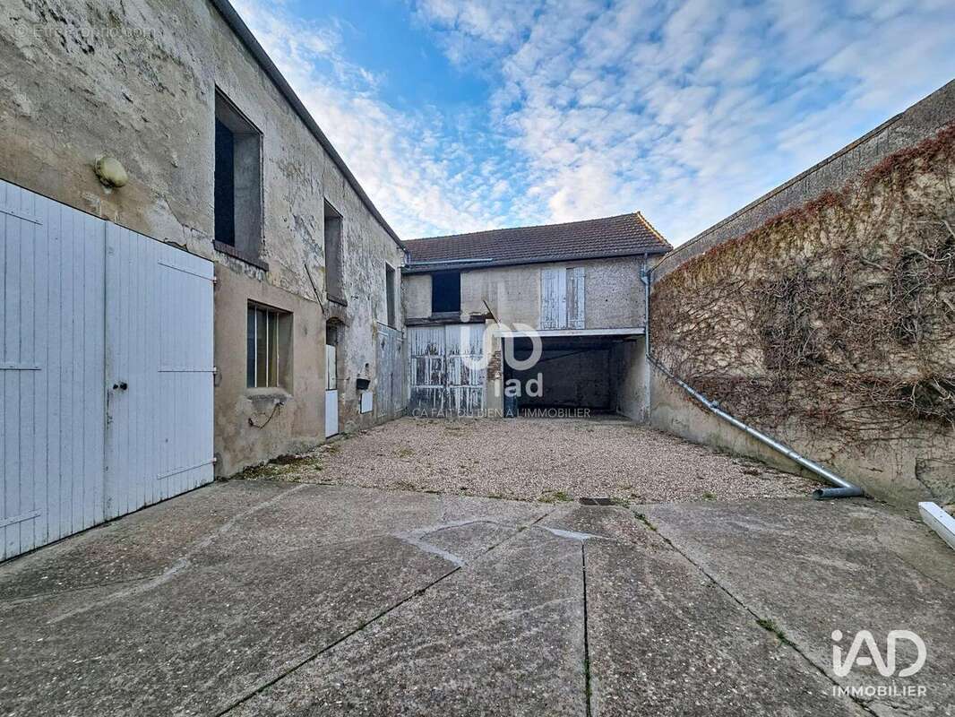 Photo 2 - Maison à MEZIERES-SUR-SEINE