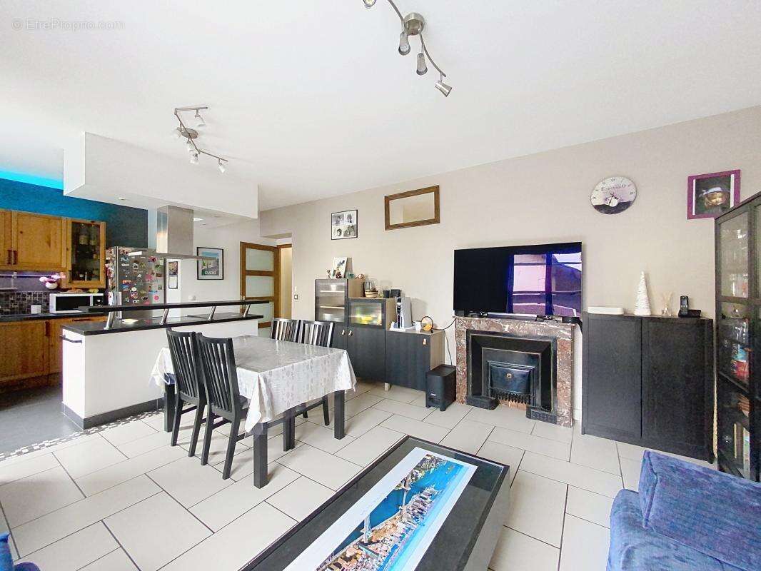 Appartement à GIVORS