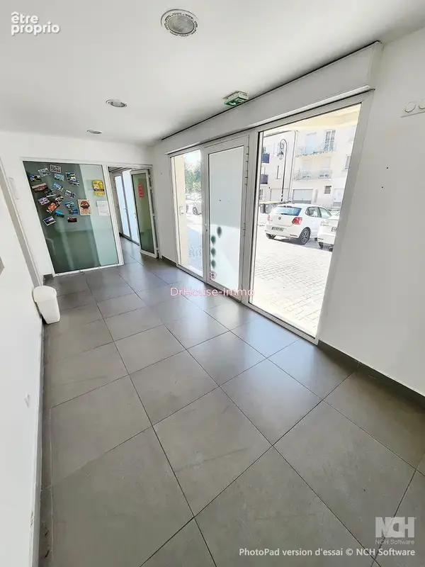 Commerce 71 m² à Lamorlaye  - photo 8