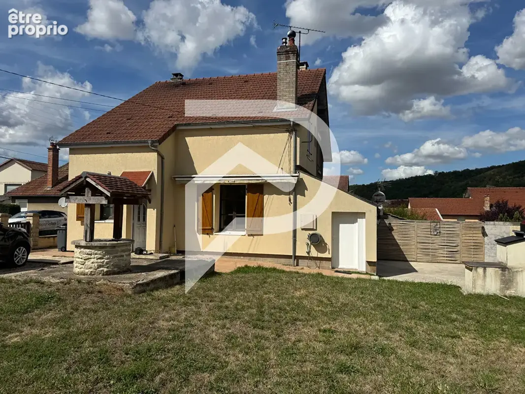 Maison à FRONCLES