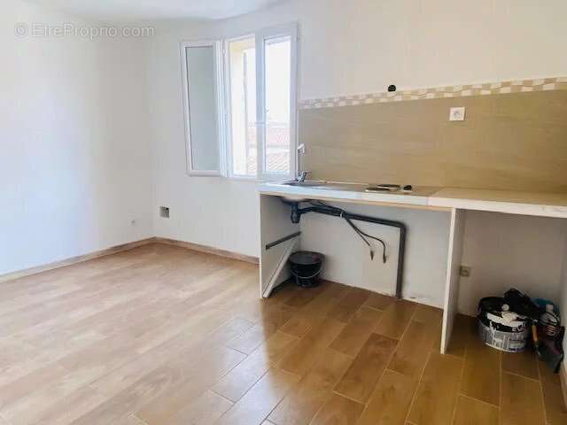 Appartement à MARSEILLE-6E