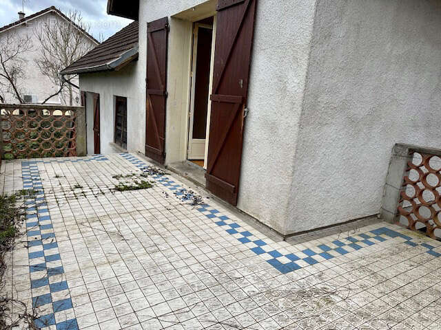 Maison à GARNAT-SUR-ENGIEVRE