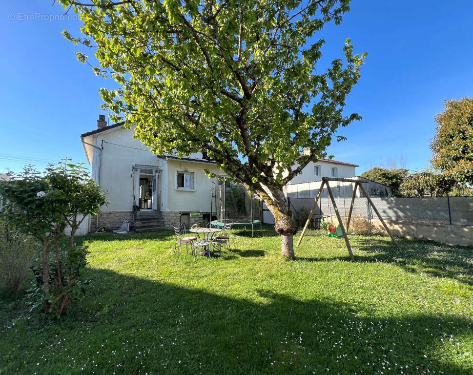 Maison à SAINT-CLEMENT