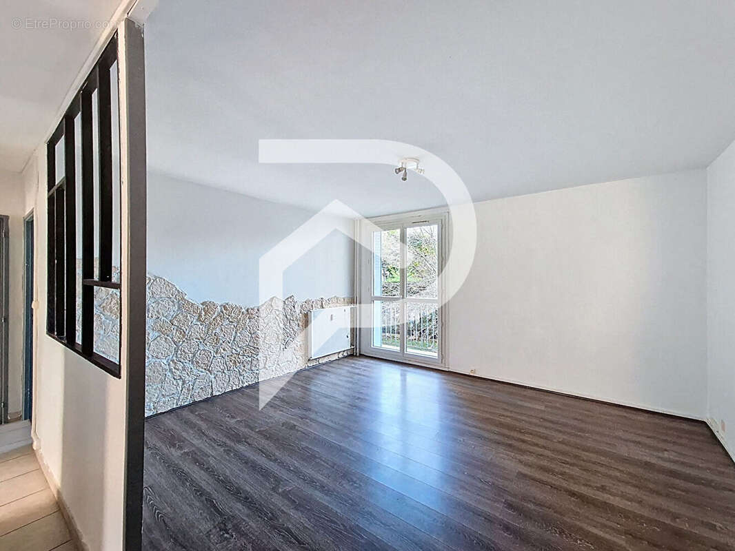 Appartement à MONTELIMAR