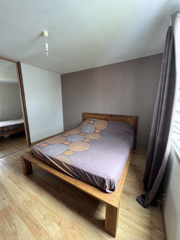 Appartement à RIVIERE-SALEE
