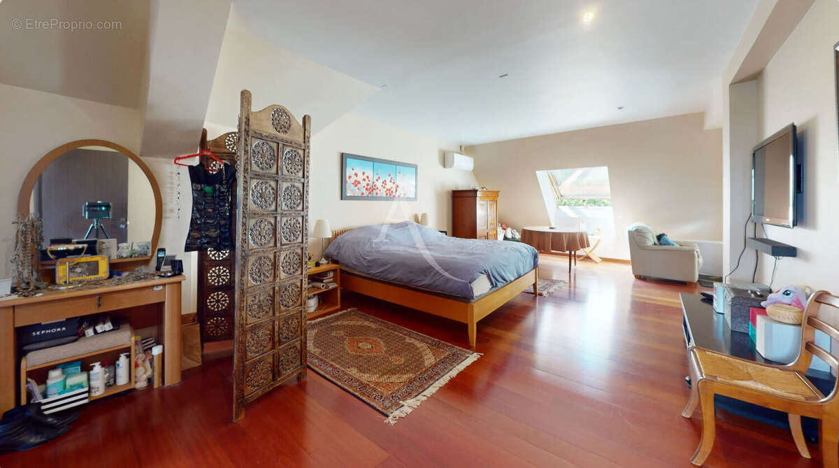 Maison à VIGNEUX-SUR-SEINE