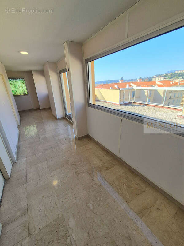 Appartement à MENTON