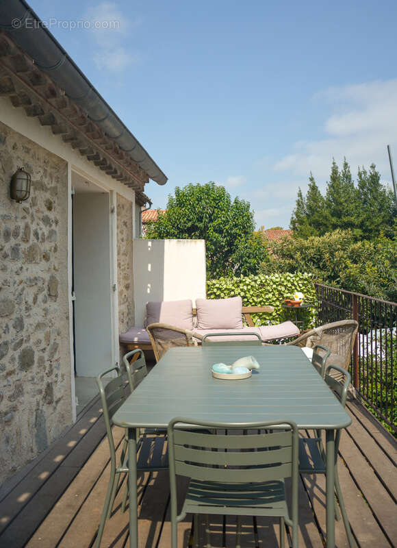 Pied Cité: maison de ville avec jardin et piscine - photo 28