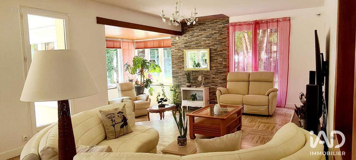 Photo 6 - Maison à MAZE