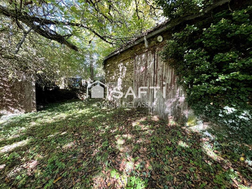 Maison 150 m² à Espartignac  - photo 5