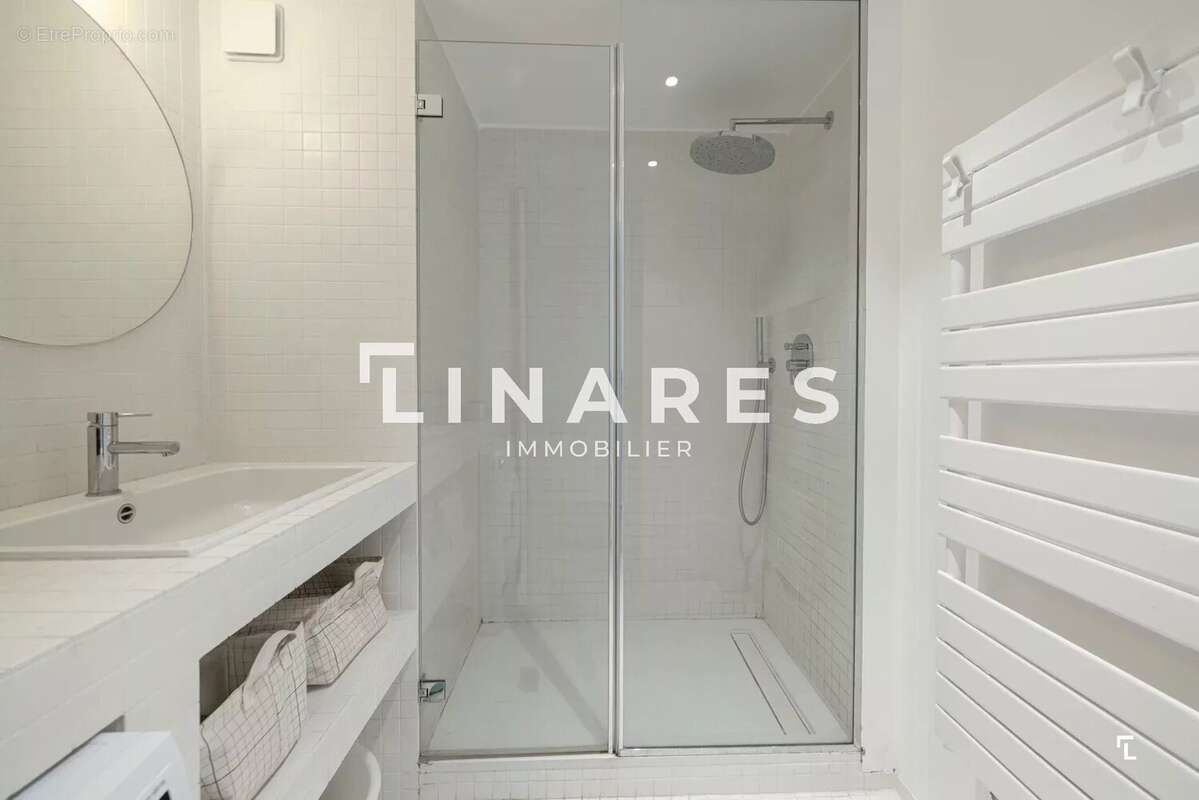 Appartement à MARSEILLE-7E