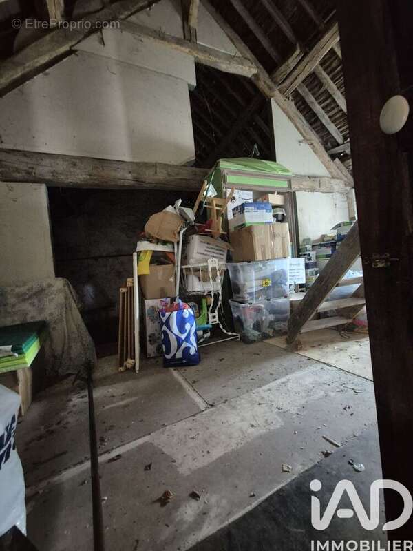 Maison 130 m² à Montceaux-Les-Meaux  - photo 7
