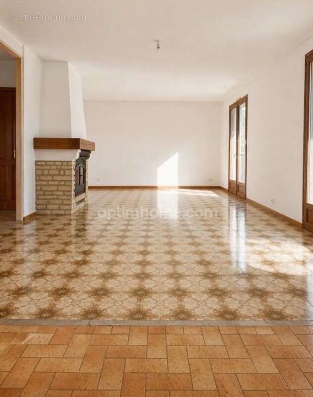  Xambes – Maison 127 m² – 3 chambres + bureau – Garage 72 m² – Terrain 3 500 m² - photo 2
