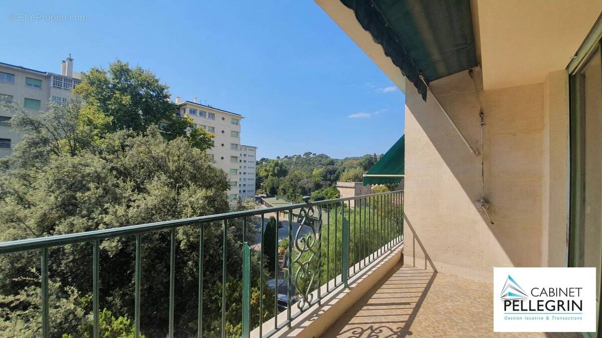 Appartement à MARSEILLE-8E