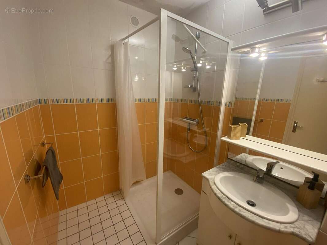 Appartement 65 m² à Lorient  - photo 5