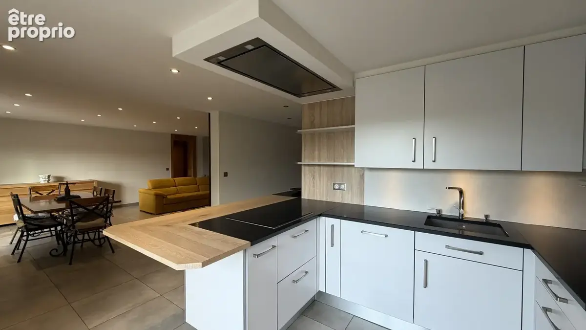 Maison 7 pièces 162 m² à vendre à La Balme-De-Sillingy (74330) - photo 4