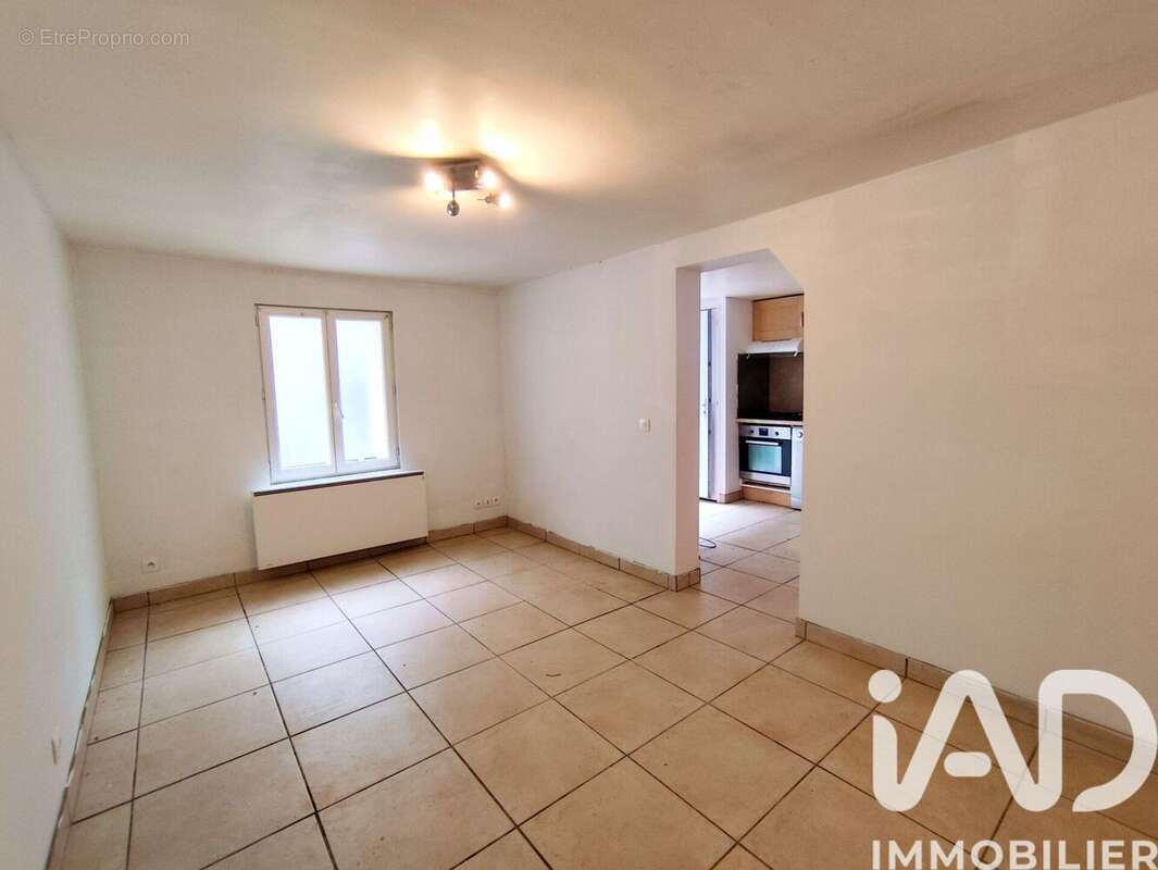 Photo 5 - Appartement à MAINVILLIERS