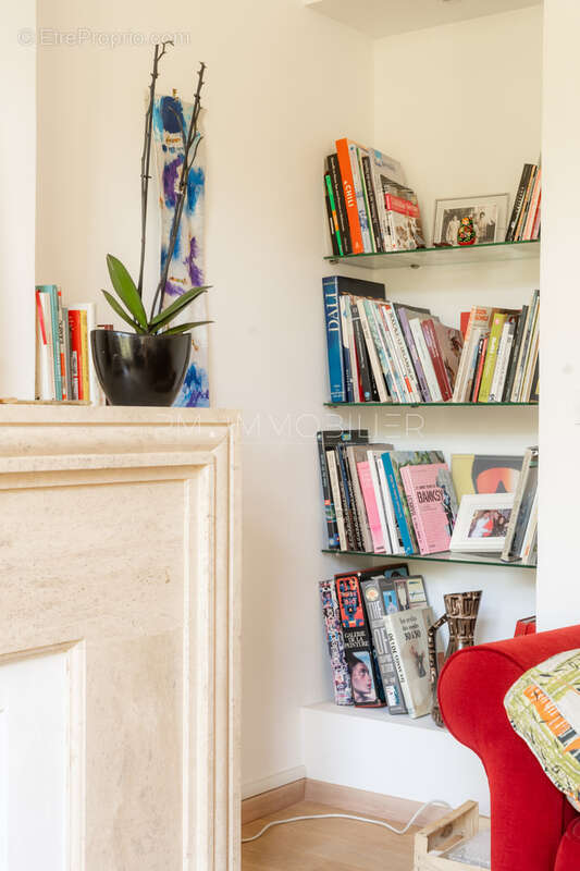 Appartement à MARSEILLE-5E