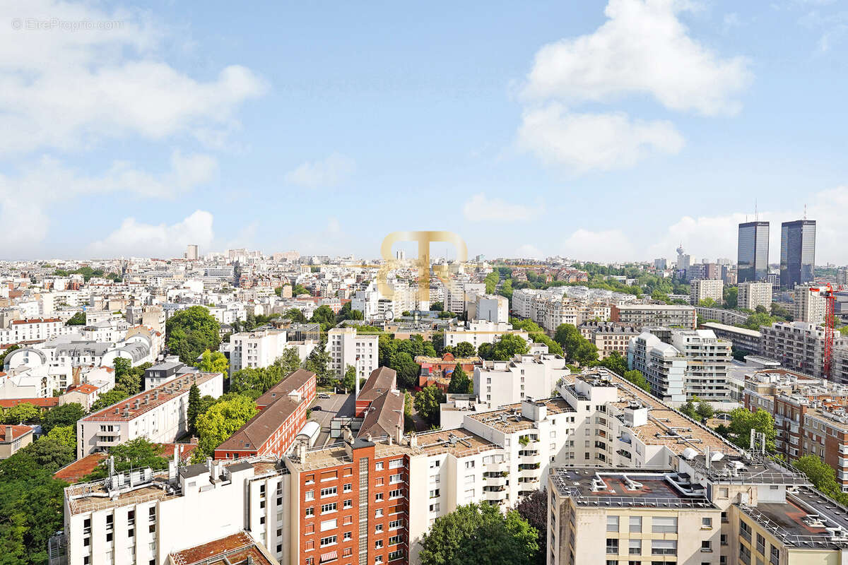 Appartement à PARIS-20E