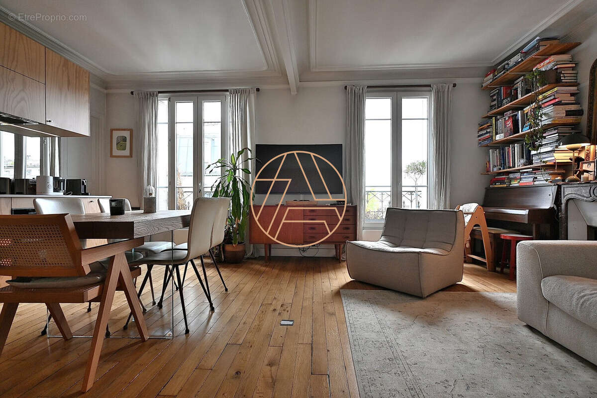 Appartement à PARIS-12E