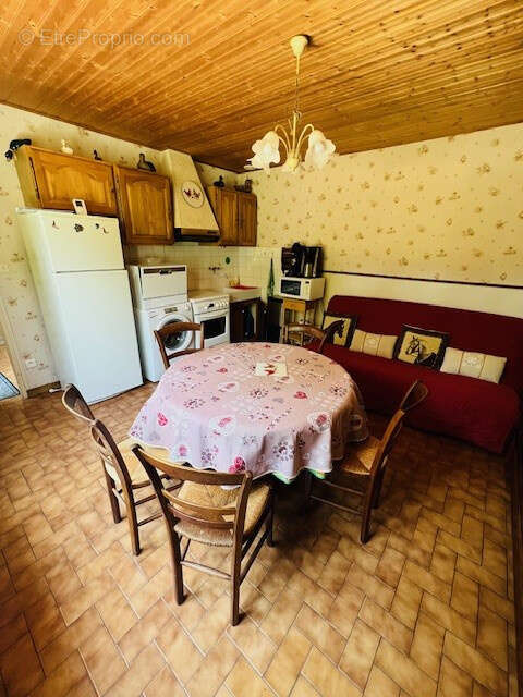 Maison à SURGERES