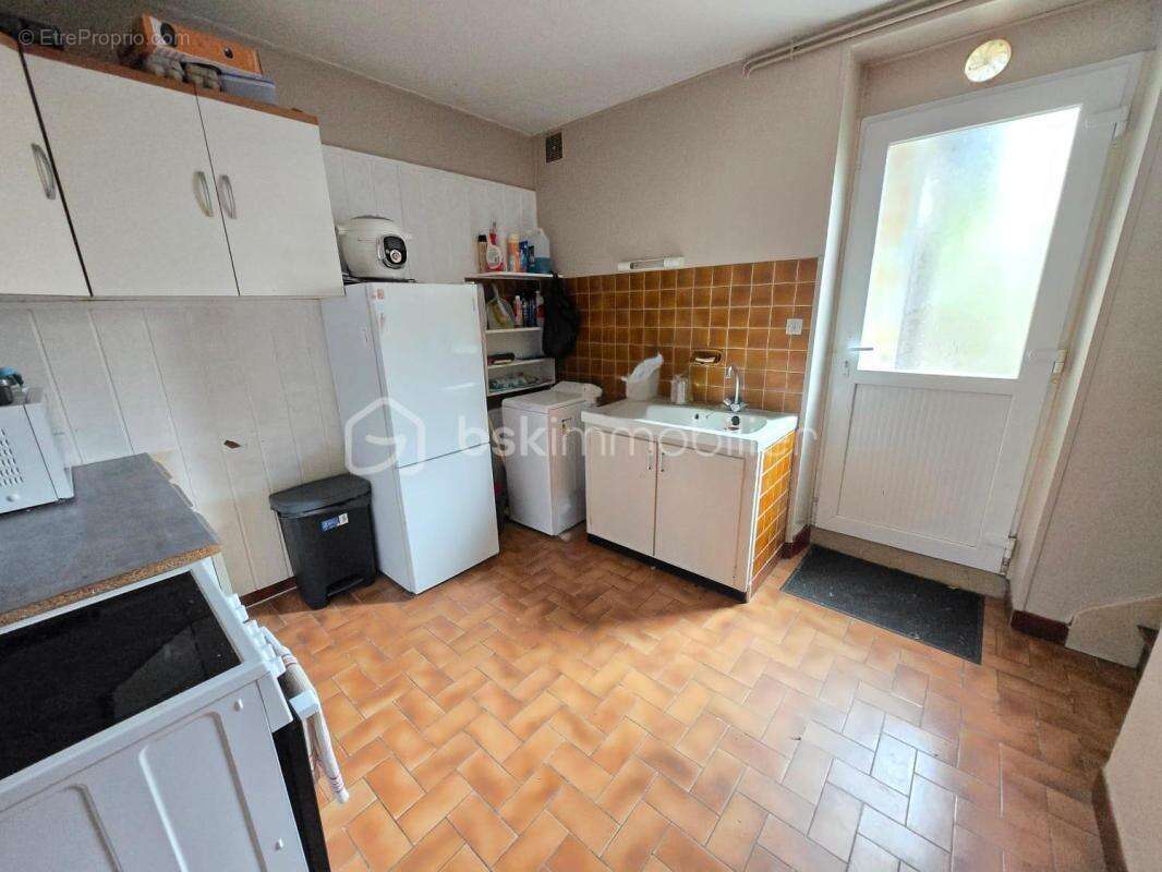 Appartement à LA GUERCHE-SUR-L'AUBOIS