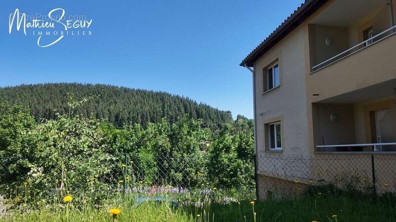 Appartement à THURINS