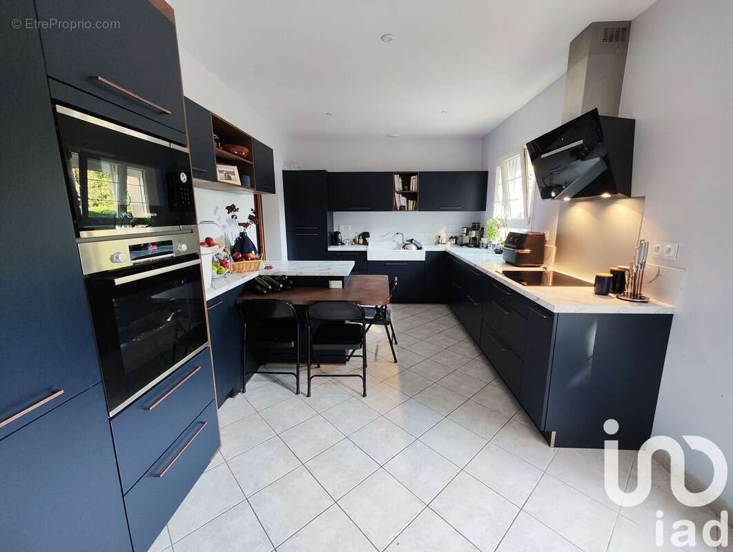 Photo 4 - Maison à AUNEUIL