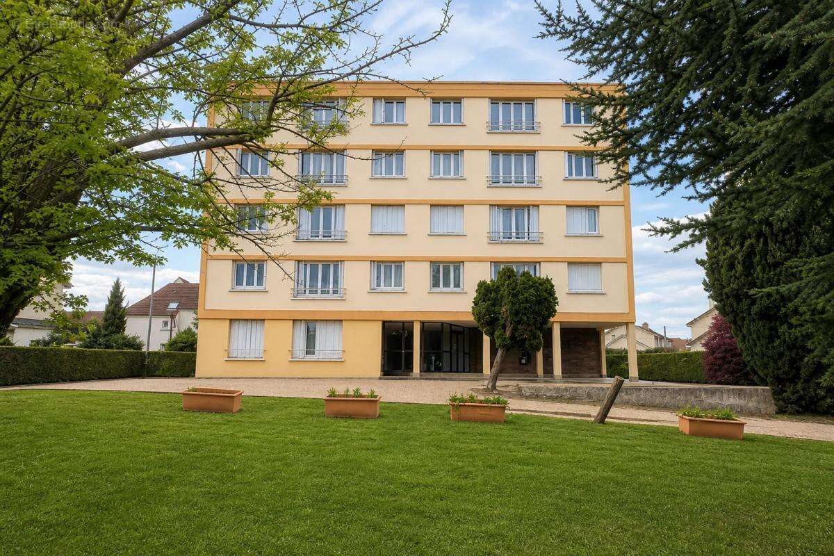 Appartement à MANTES-LA-VILLE