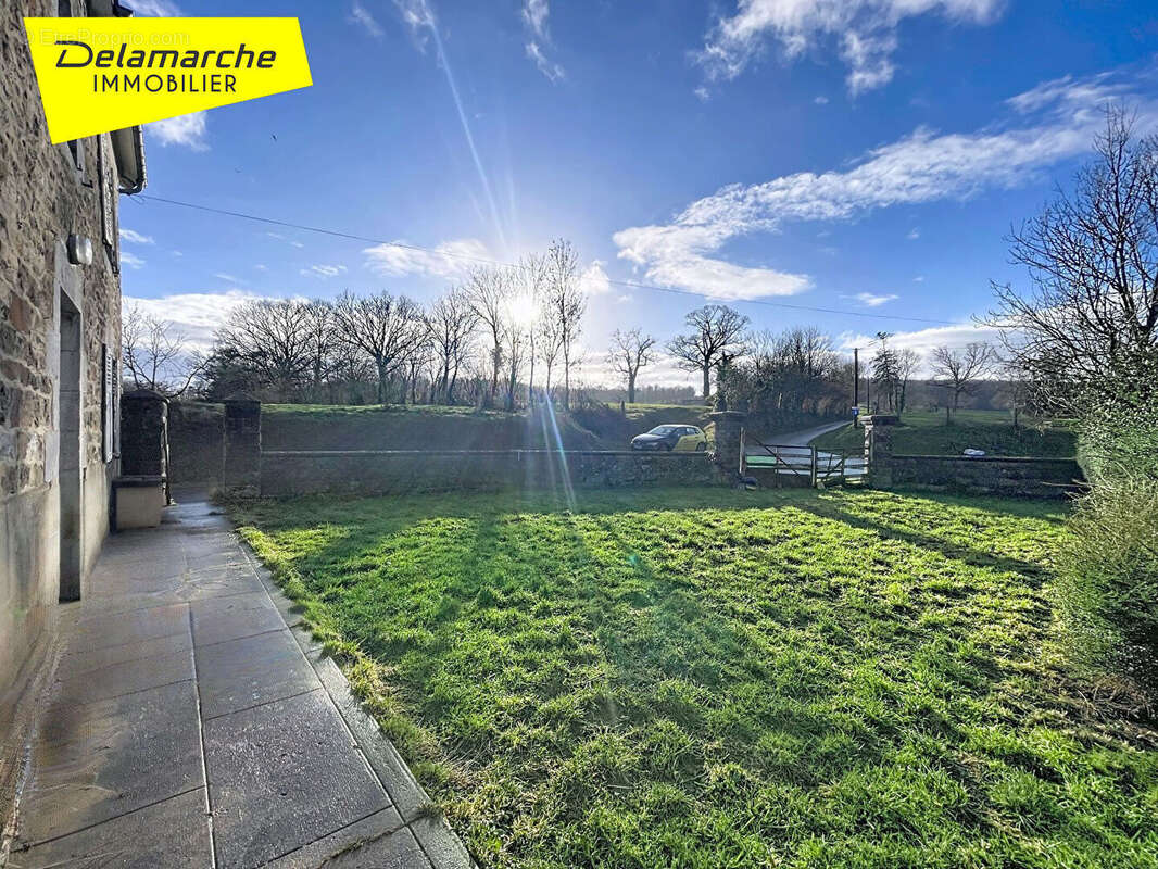 Maison à QUETTREVILLE-SUR-SIENNE