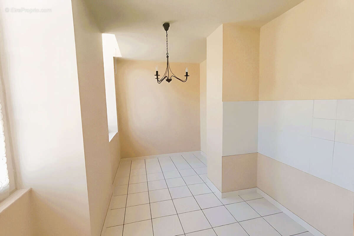Appartement T2 de 65 m² avec parking / Résidence recherchée à Albi - photo 8