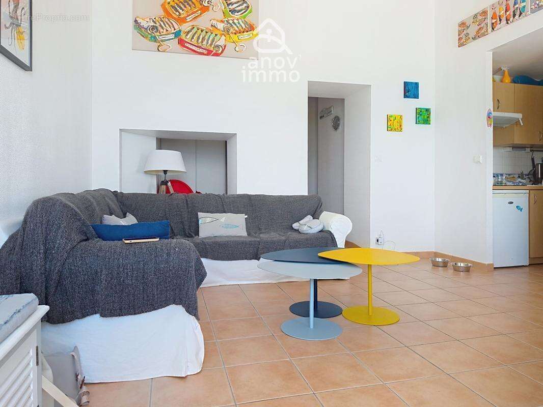Appartement à LA FLOTTE