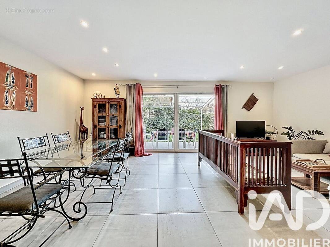 Photo 1 - Maison à OLLIOULES