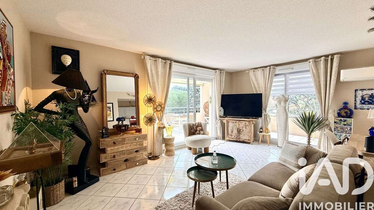 Photo 2 - Appartement à FREJUS