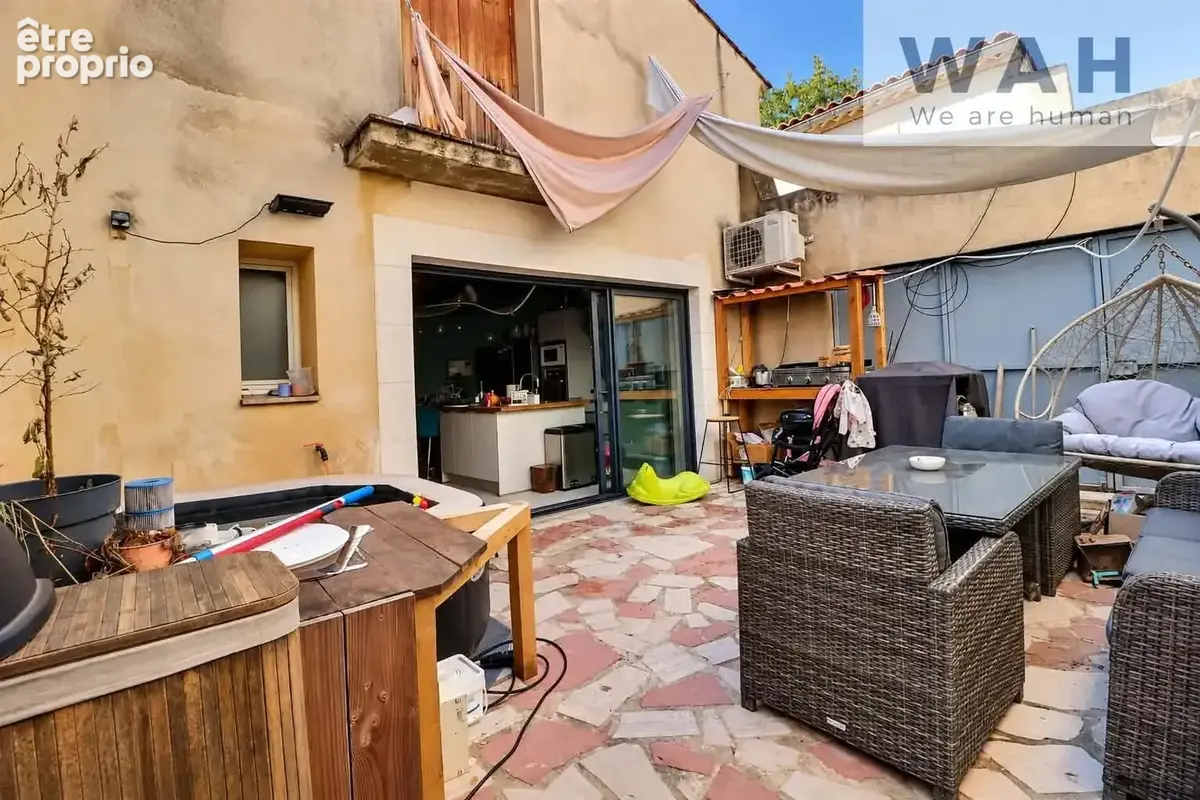 Maison de village T2 + bureau avec terrasse de 26 m2 - Saint - photo 1