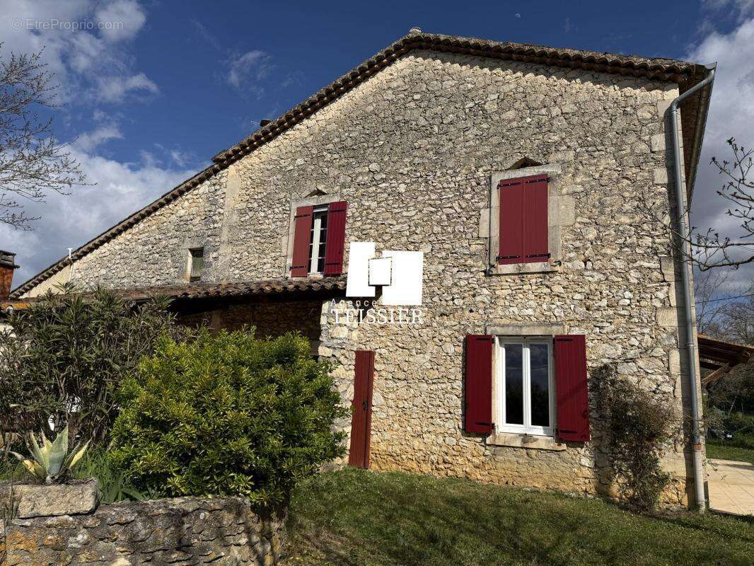 Maison à UZES