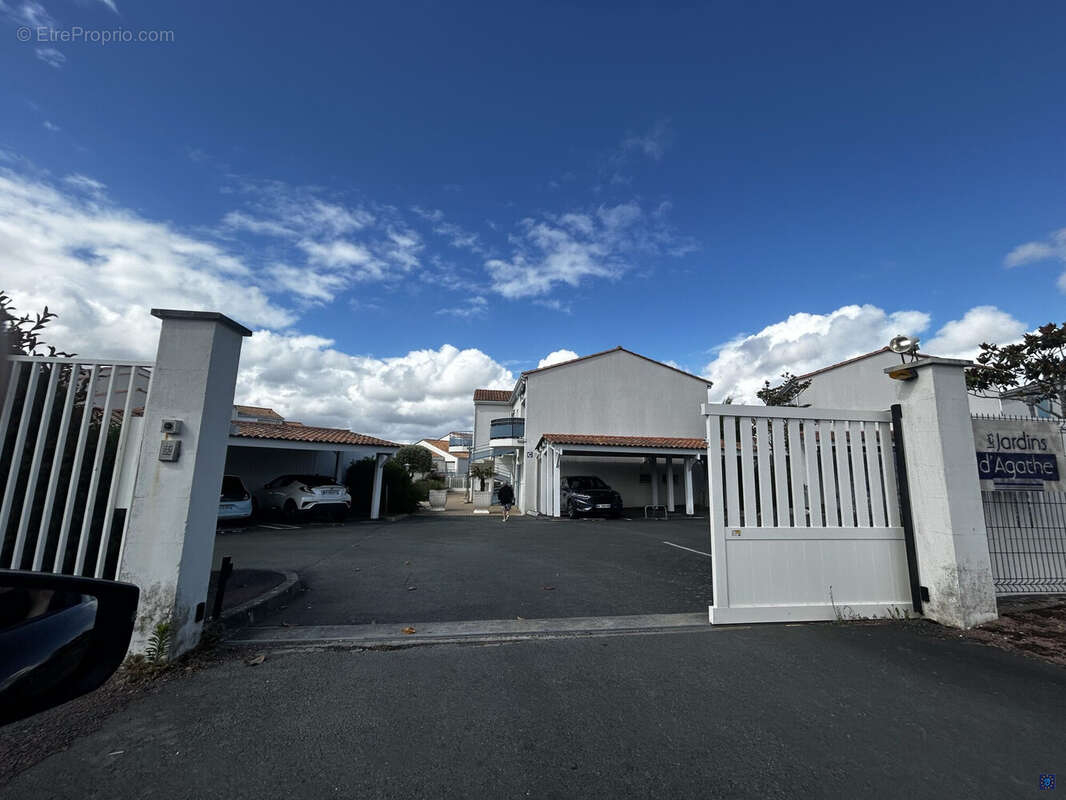 Appartement à VAUX-SUR-MER